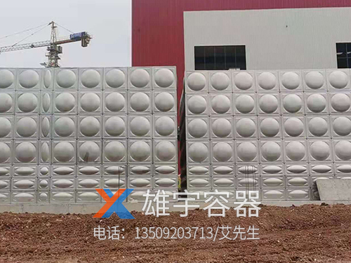 大型不鏽鋼（gāng）水（shuǐ）箱