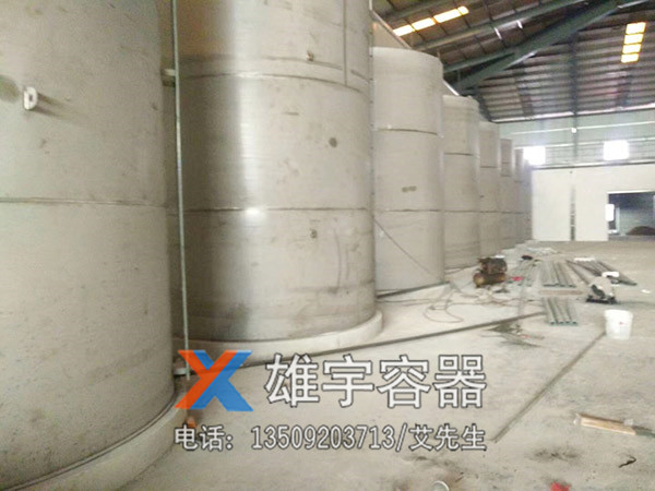 立式玻璃鋼（gāng）儲罐